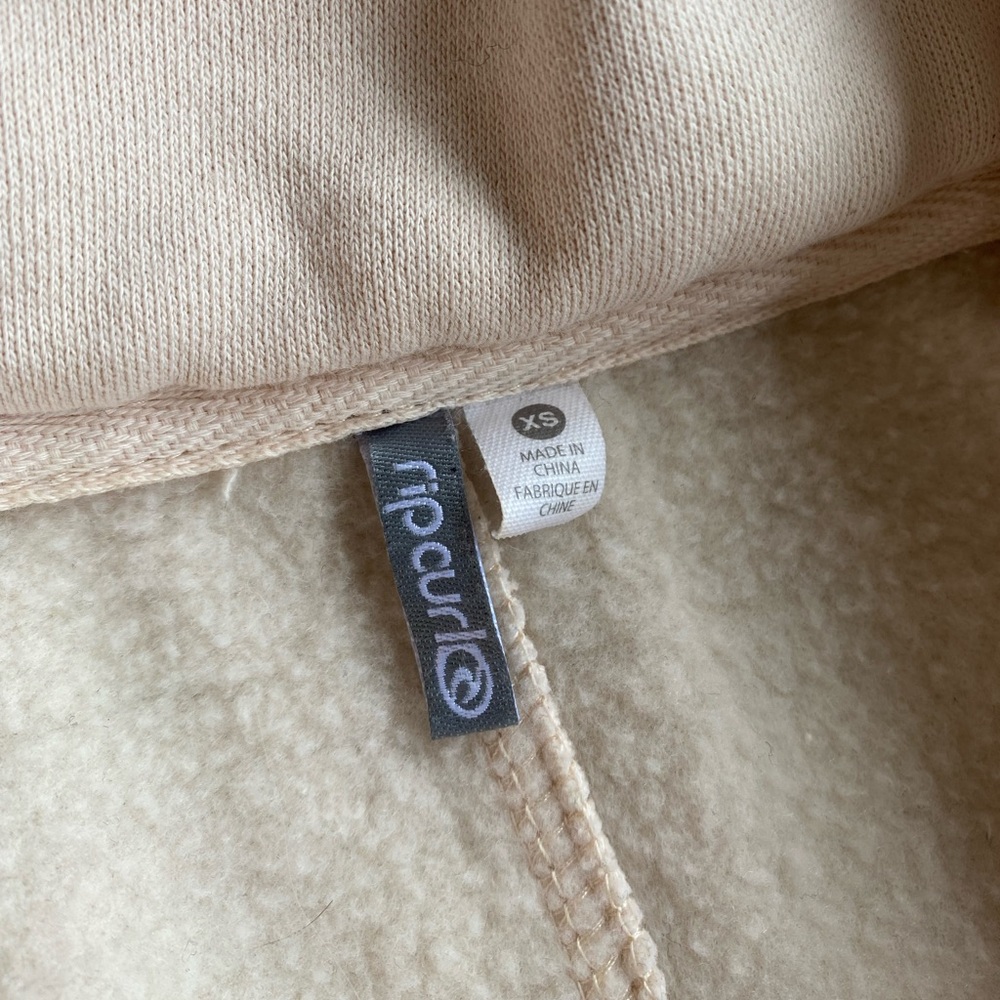 Women’s Rip Curl Jacket - Picture 4 of 5